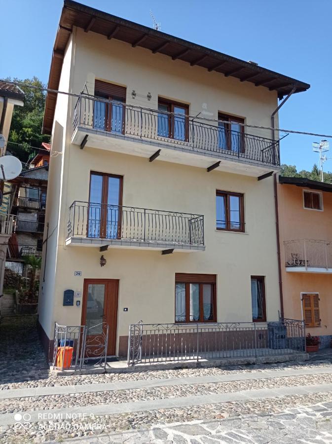 Da Nonna Pina Apartment Cossogno Luaran gambar