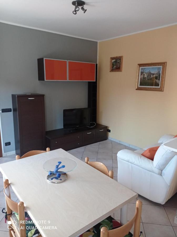Da Nonna Pina Apartment Cossogno Luaran gambar